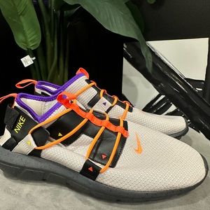 Nike Vortak ‘Desert Sand’
